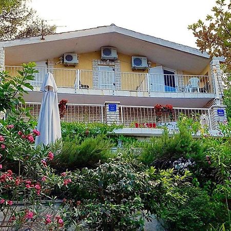 Apartmani Lidija Karin Donji Donji Karin Kültér fotó