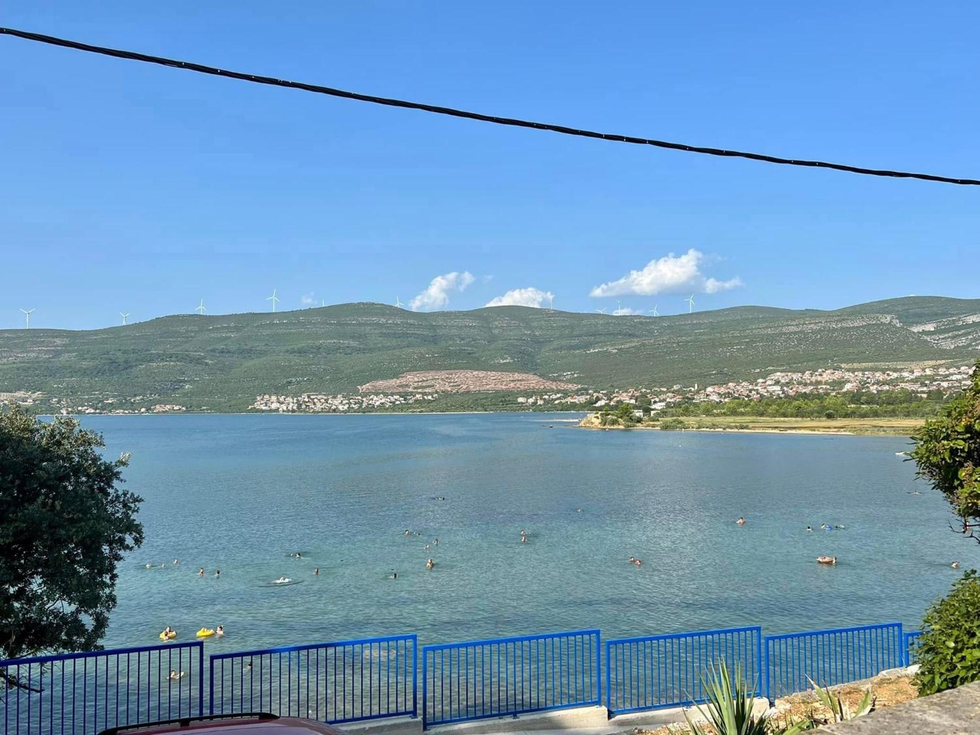 Apartmani Lidija Karin Donji Donji Karin Kültér fotó