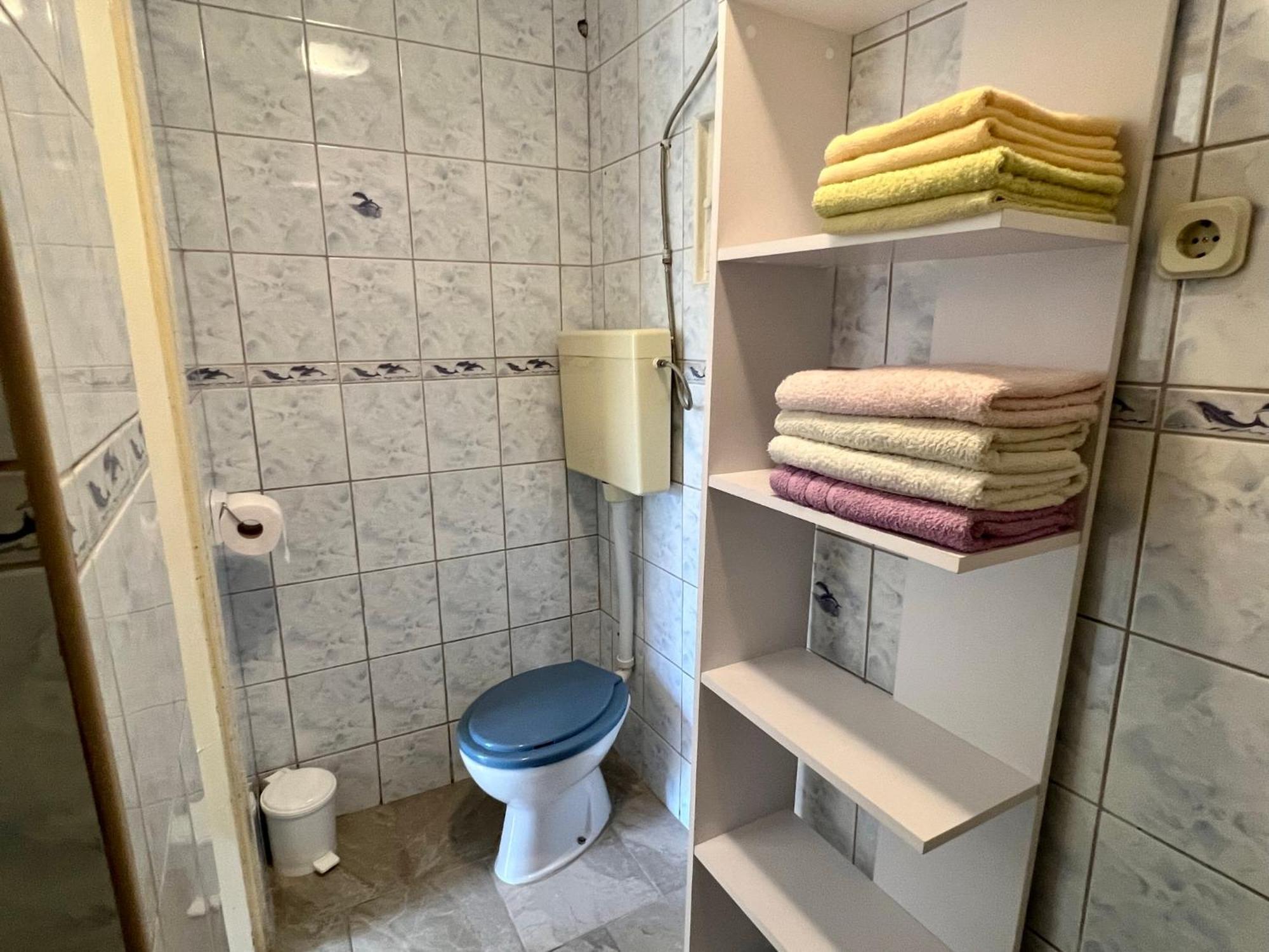 Apartmani Lidija Karin Donji Donji Karin Kültér fotó