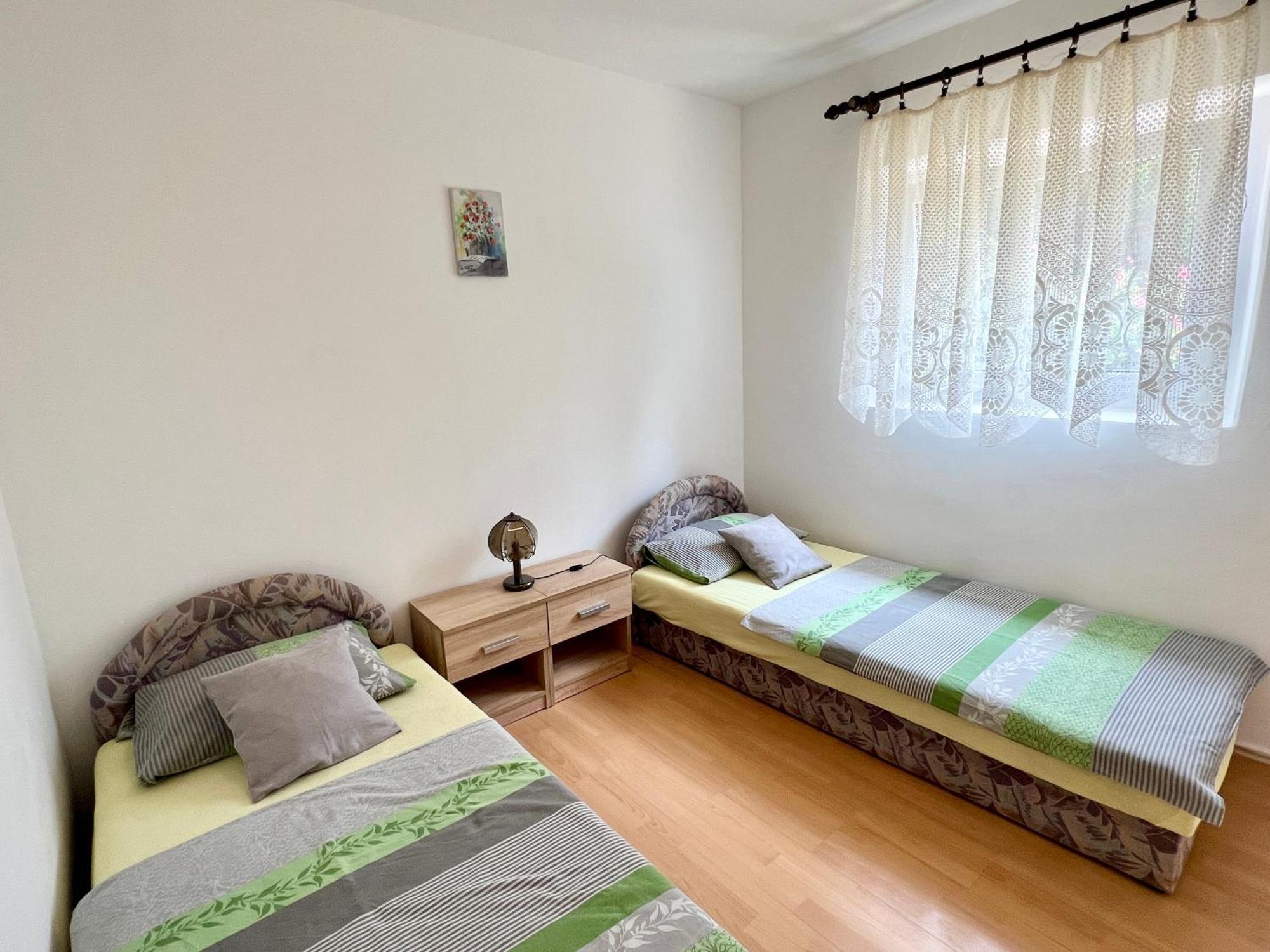 Apartmani Lidija Karin Donji Donji Karin Kültér fotó
