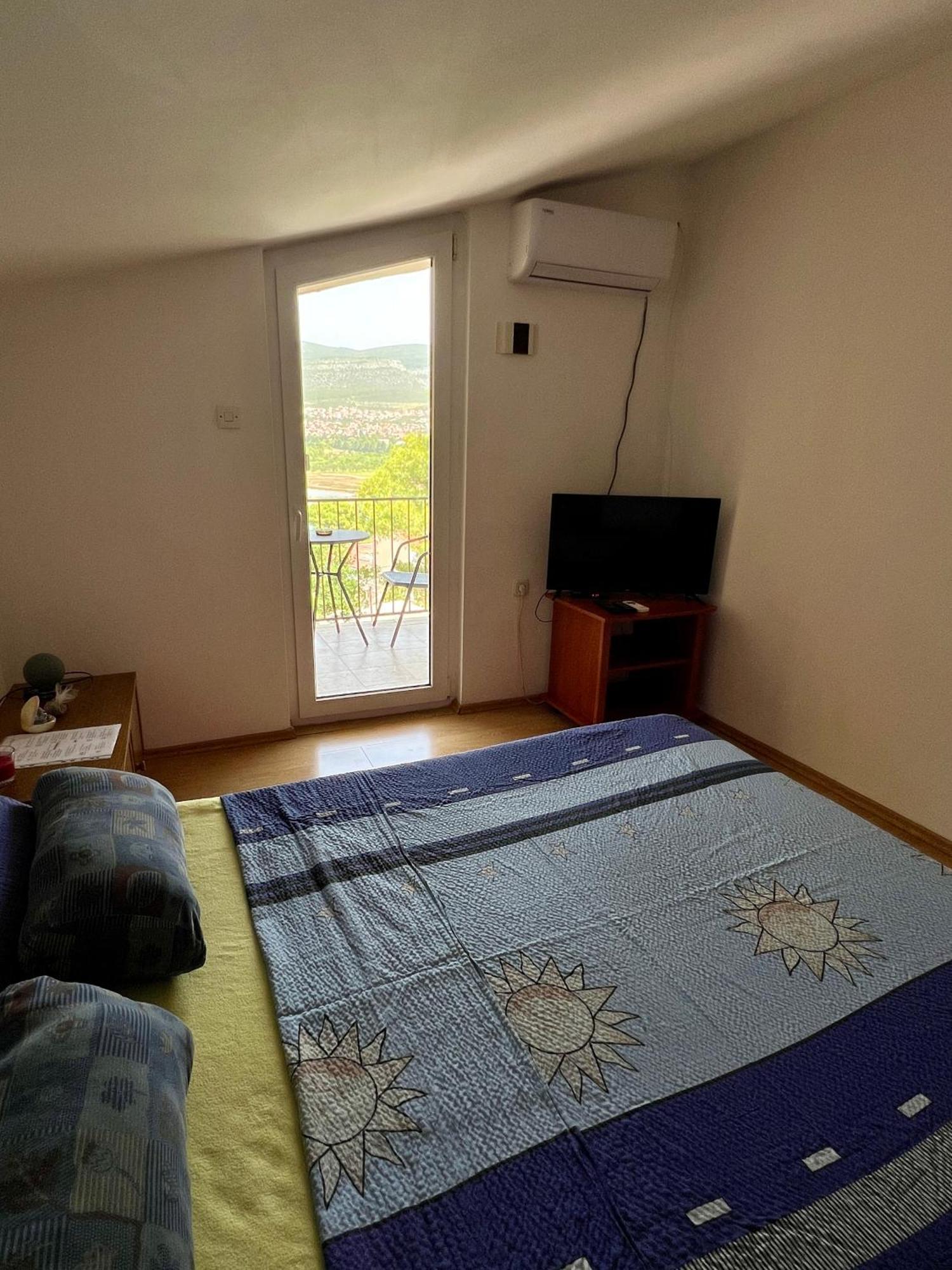 Apartmani Lidija Karin Donji Donji Karin Kültér fotó